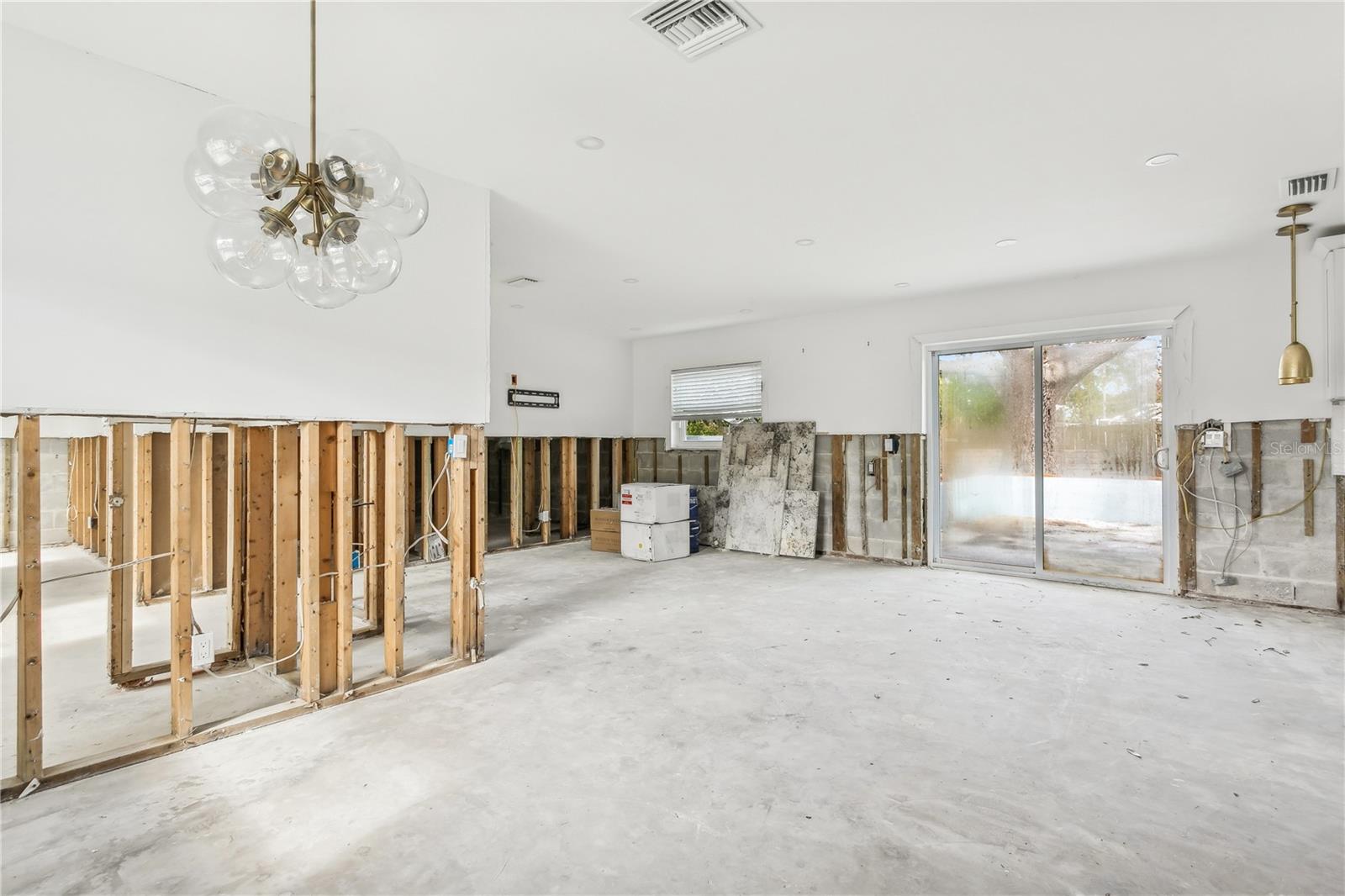 1865 NEBRASKA AVE NE, ST PETERSBURG, FL, 33703