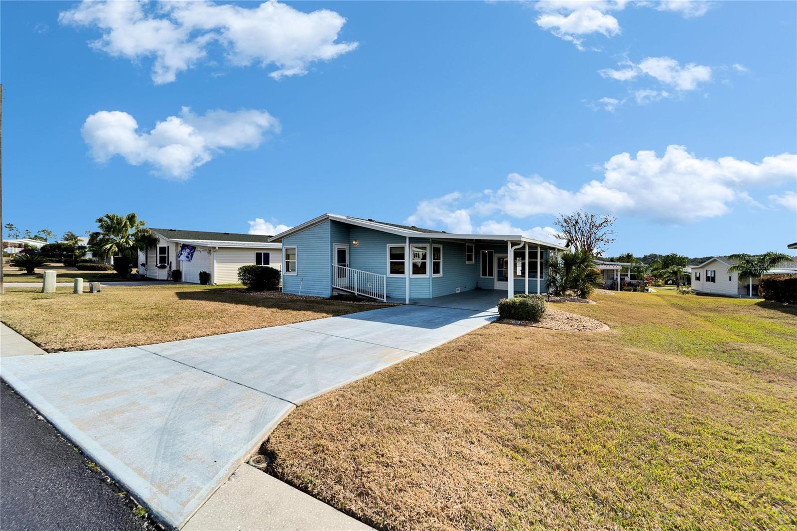 37622 NEW HORIZONS BLVD, ZEPHYRHILLS, FL, 33541