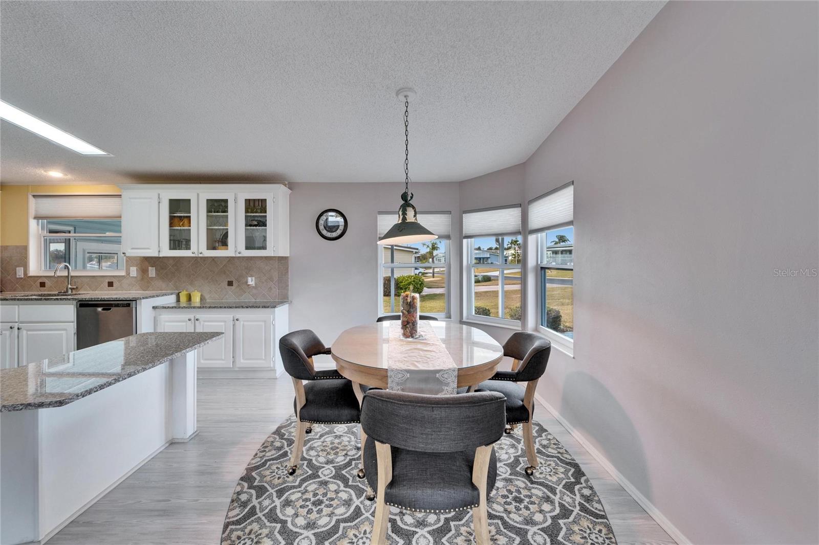 37622 NEW HORIZONS BLVD, ZEPHYRHILLS, FL, 33541