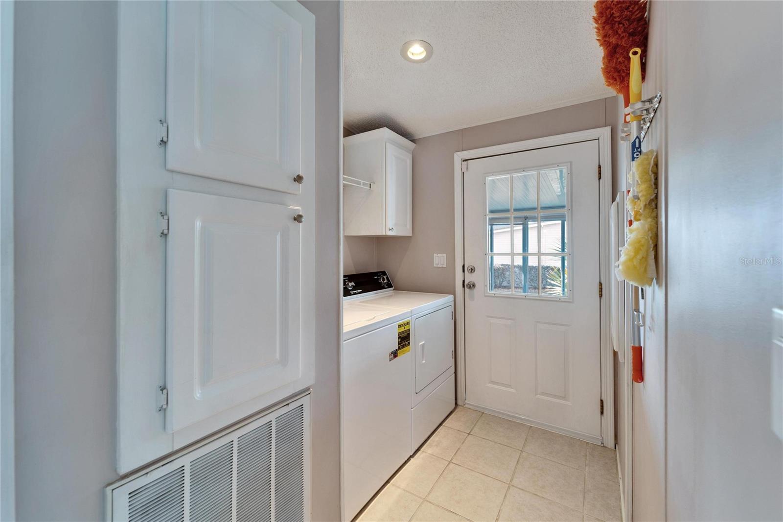 37622 NEW HORIZONS BLVD, ZEPHYRHILLS, FL, 33541