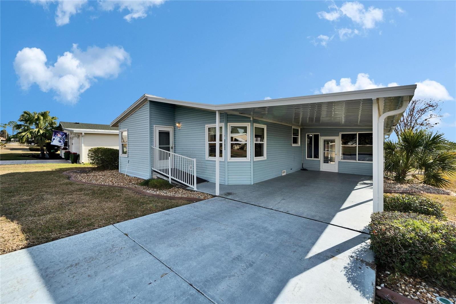 37622 NEW HORIZONS BLVD, ZEPHYRHILLS, FL, 33541
