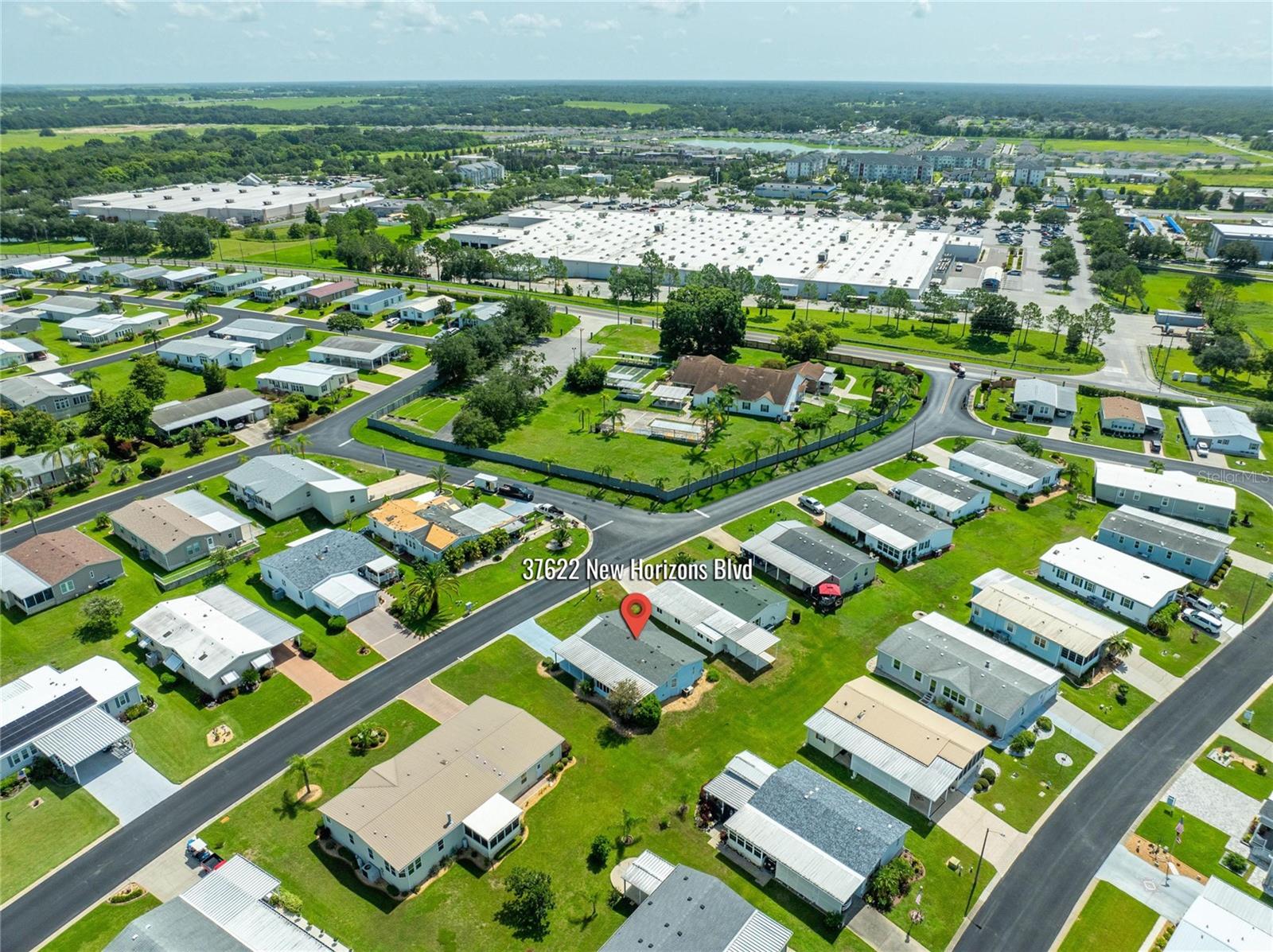 37622 NEW HORIZONS BLVD, ZEPHYRHILLS, FL, 33541