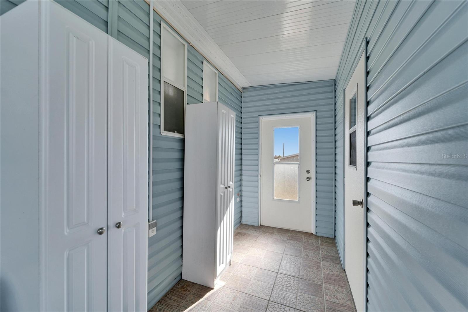 37622 NEW HORIZONS BLVD, ZEPHYRHILLS, FL, 33541