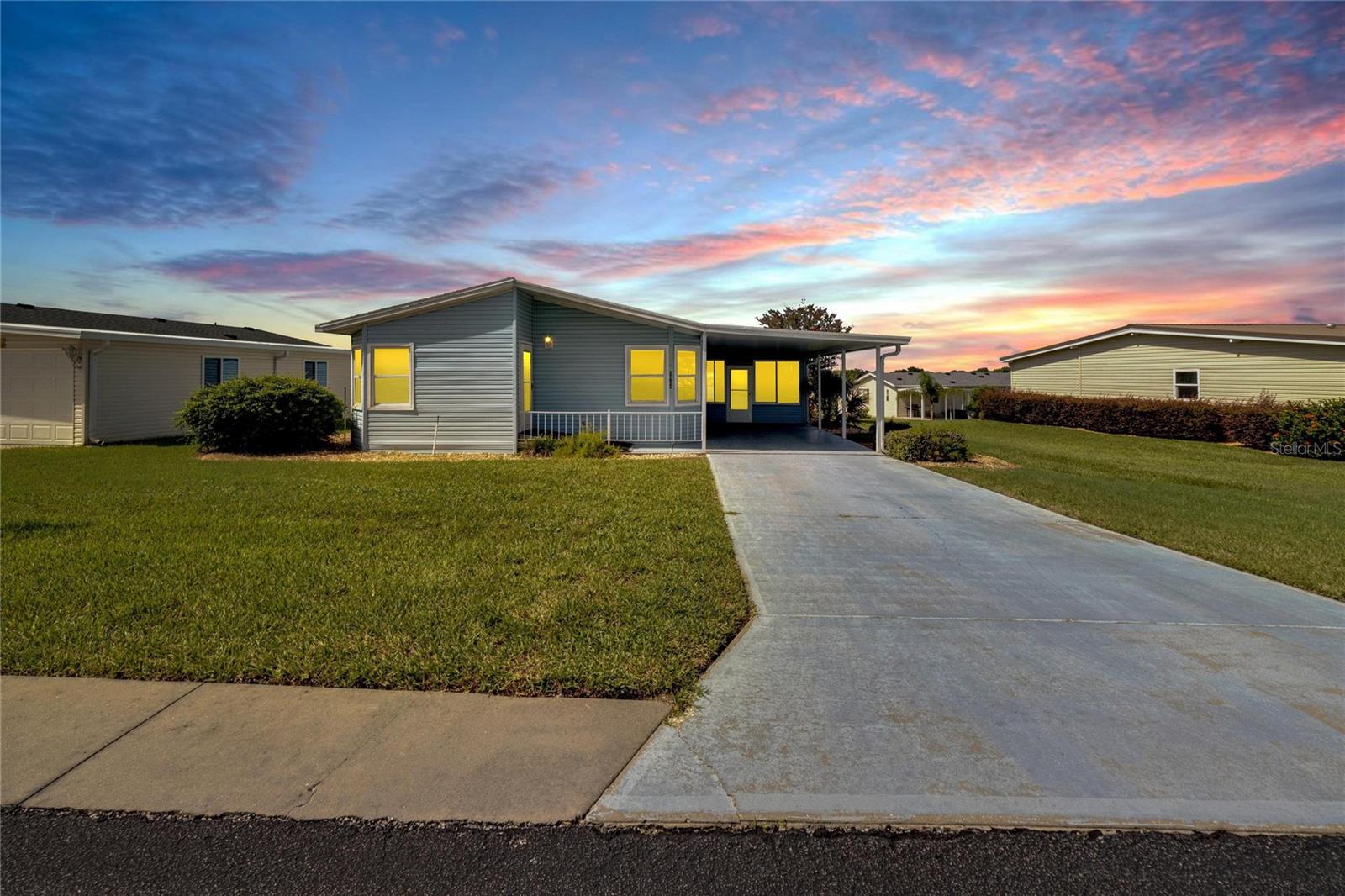 37622 NEW HORIZONS BLVD, ZEPHYRHILLS, FL, 33541