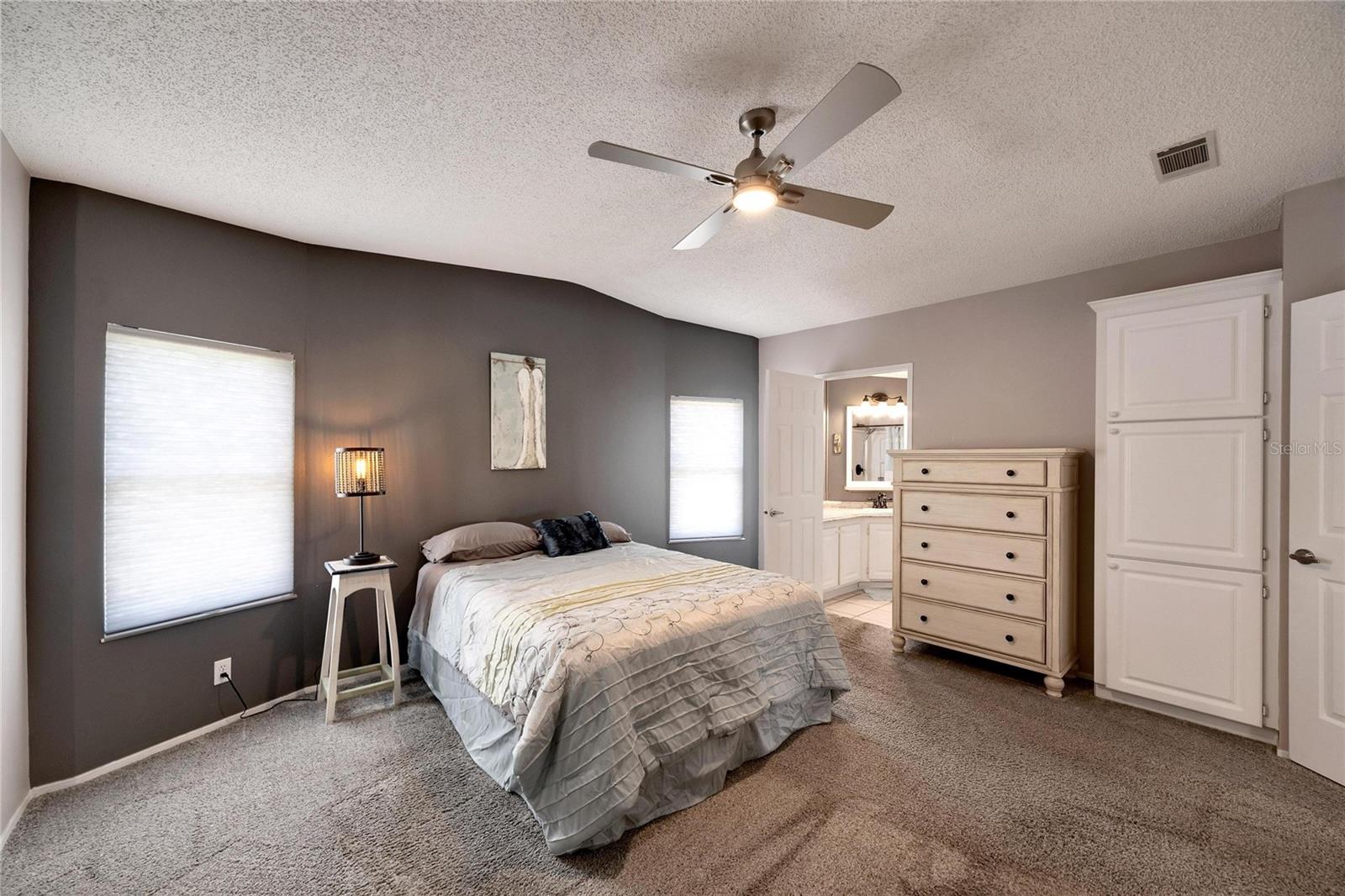 37622 NEW HORIZONS BLVD, ZEPHYRHILLS, FL, 33541