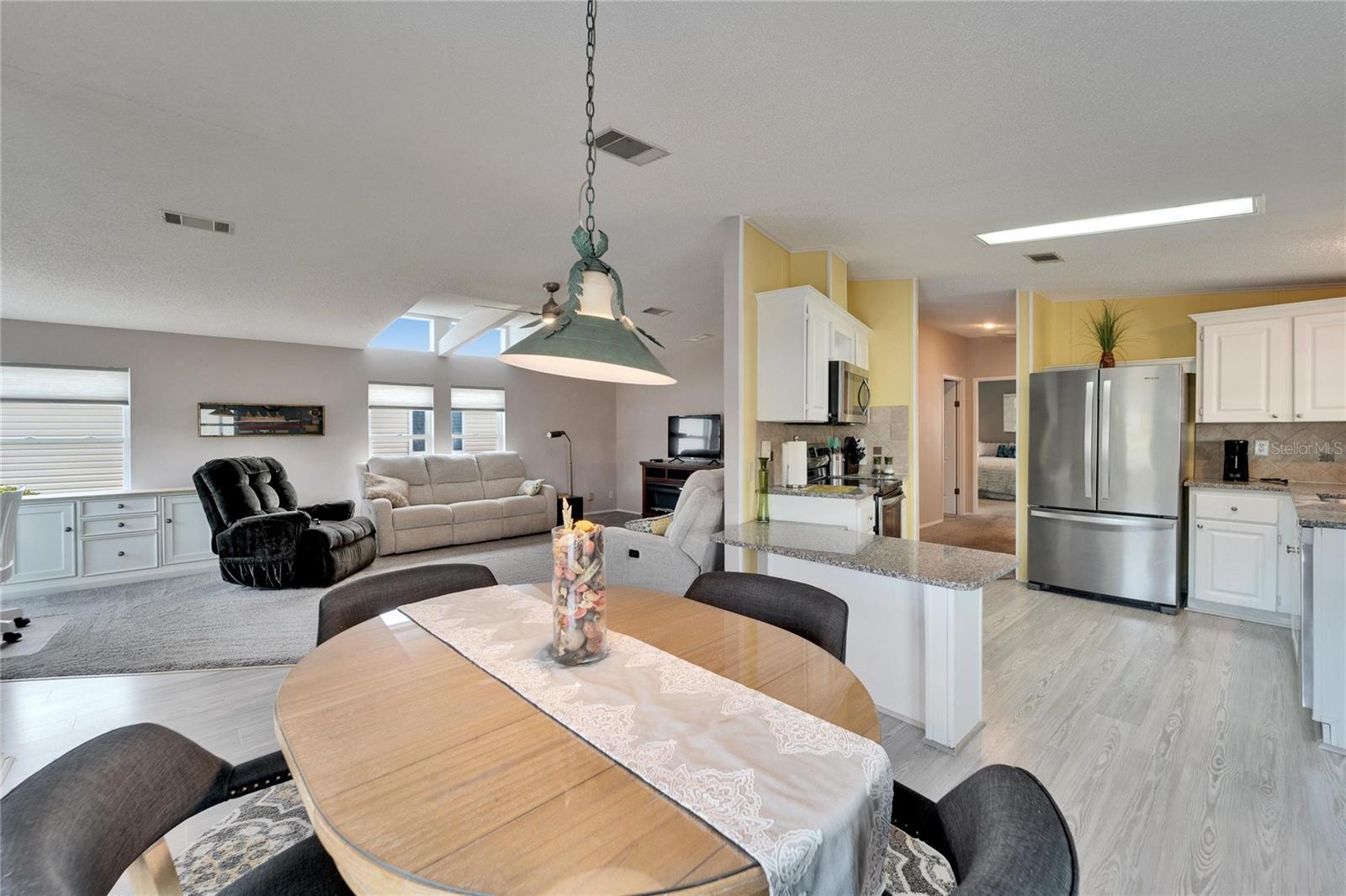 37622 NEW HORIZONS BLVD, ZEPHYRHILLS, FL, 33541