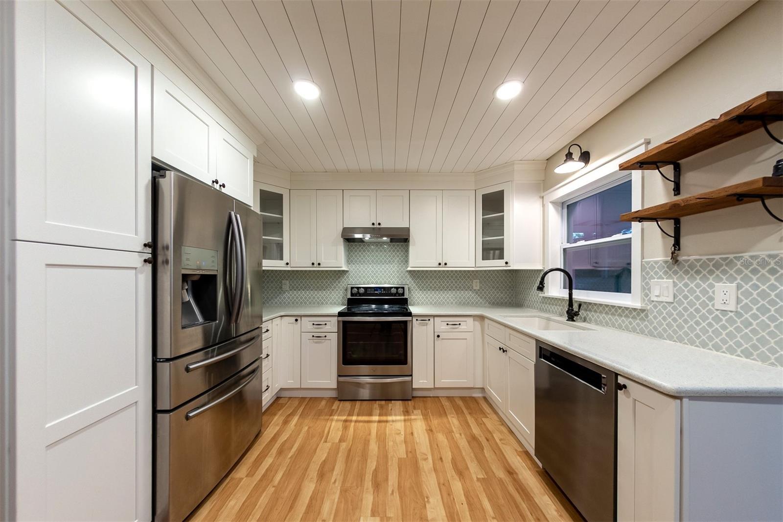 1582 BUDLEIGH ST, CLEARWATER, FL, 33756
