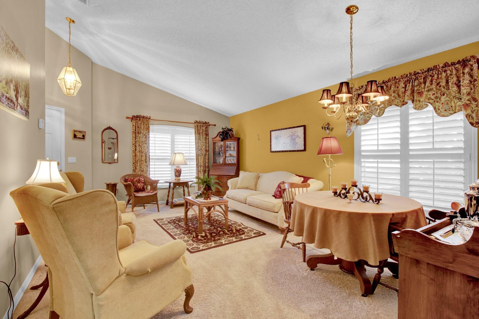 900 KHINGAN CT, APOPKA, FL, 32712