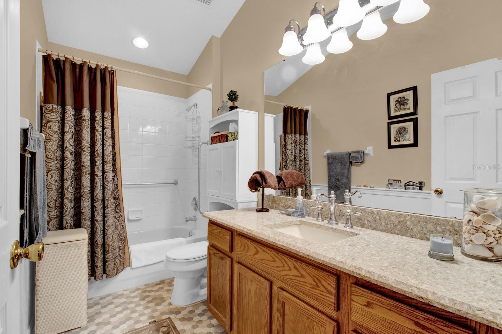 900 KHINGAN CT, APOPKA, FL, 32712