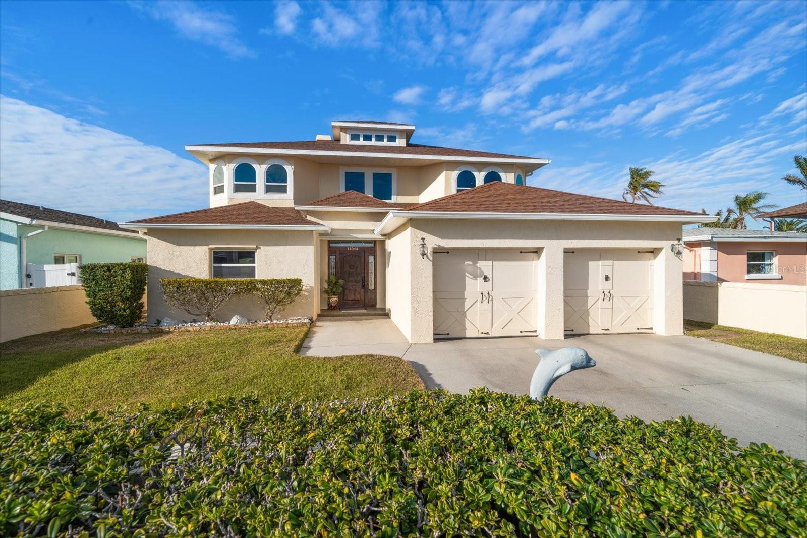 17044 DOLPHIN DR, NORTH REDINGTON BEACH, FL, 33708