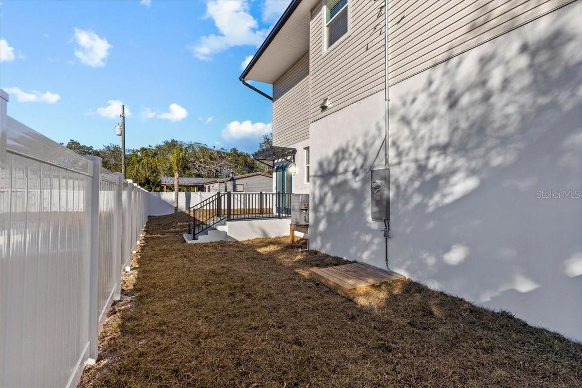 7321 MOUNT VERNON RD, TAMPA, FL, 33625