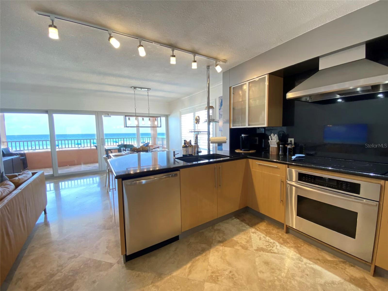1906 GULF DR N #106, BRADENTON BEACH, FL, 34217