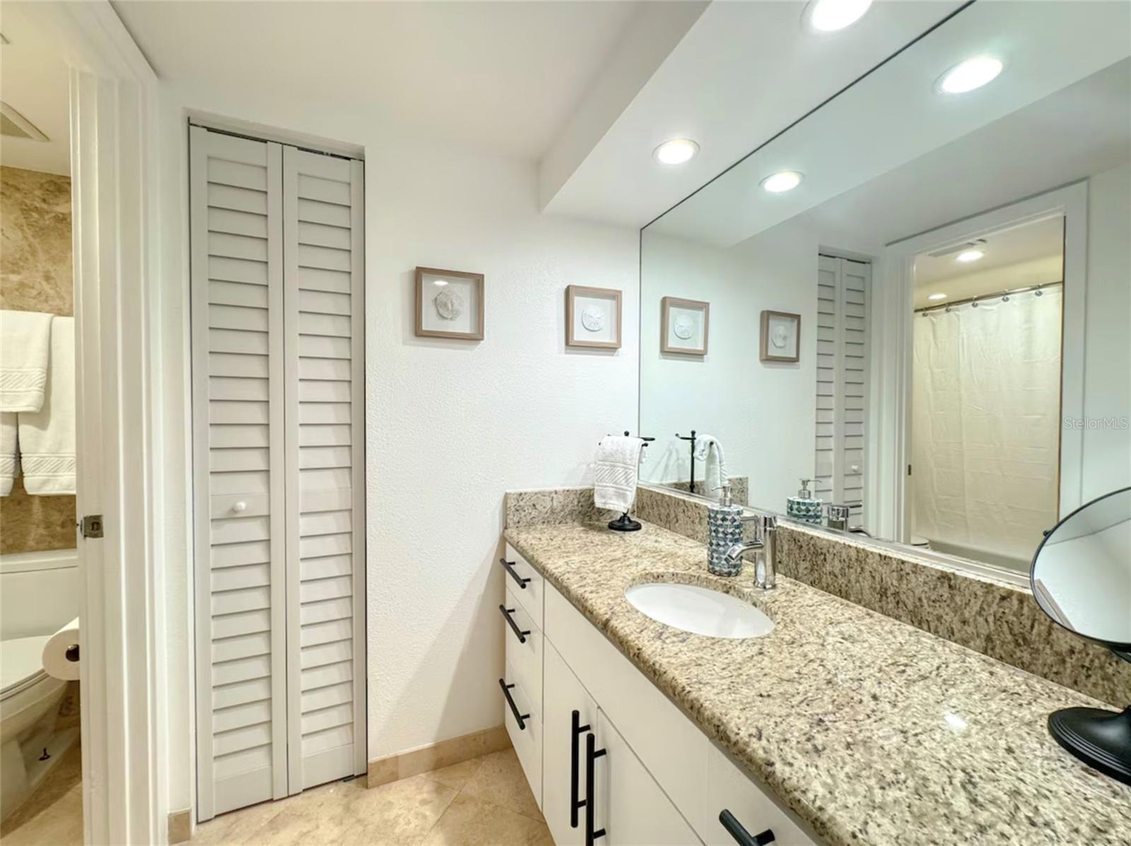 1906 GULF DR N #106, BRADENTON BEACH, FL, 34217