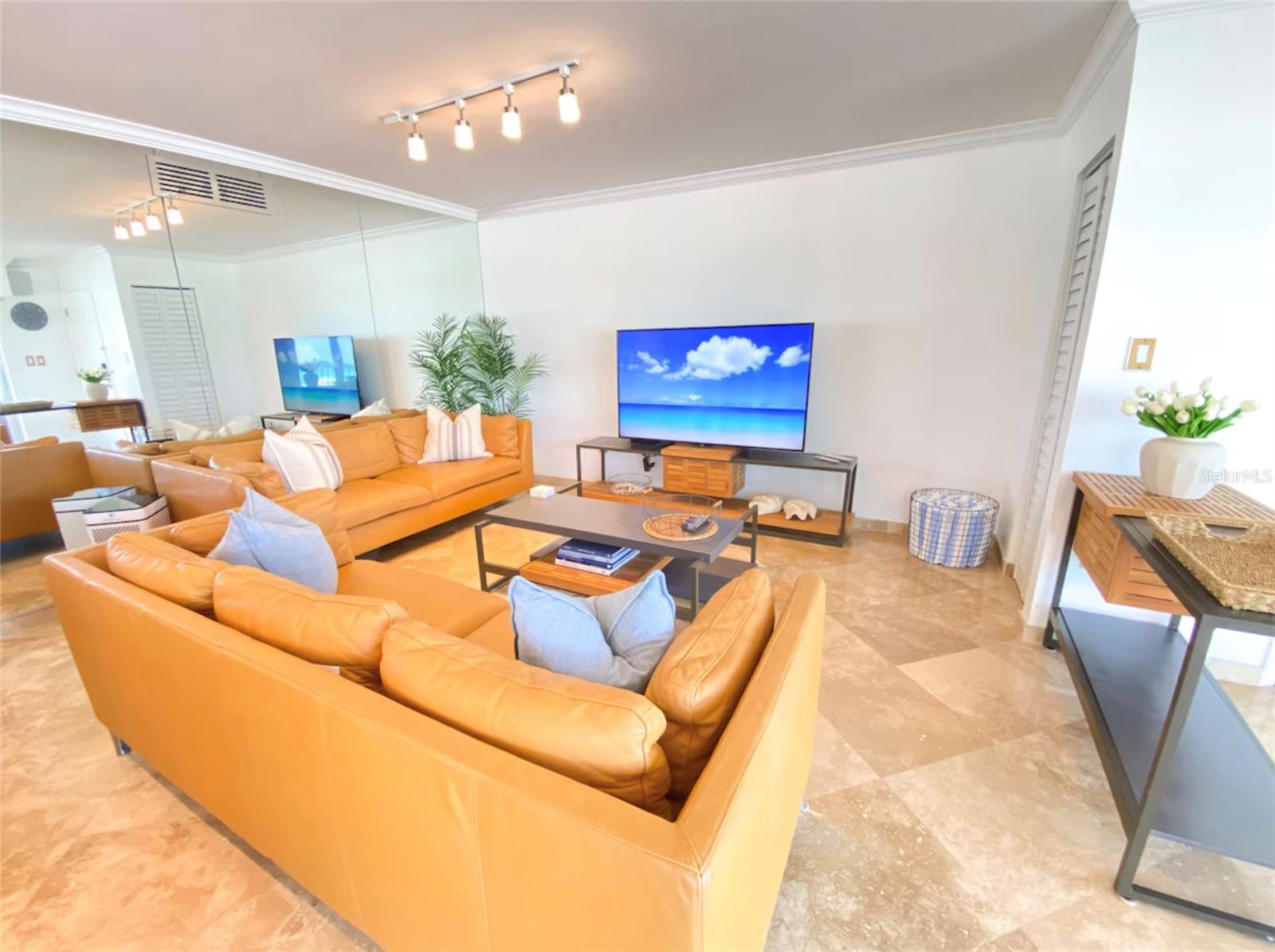 1906 GULF DR N #106, BRADENTON BEACH, FL, 34217