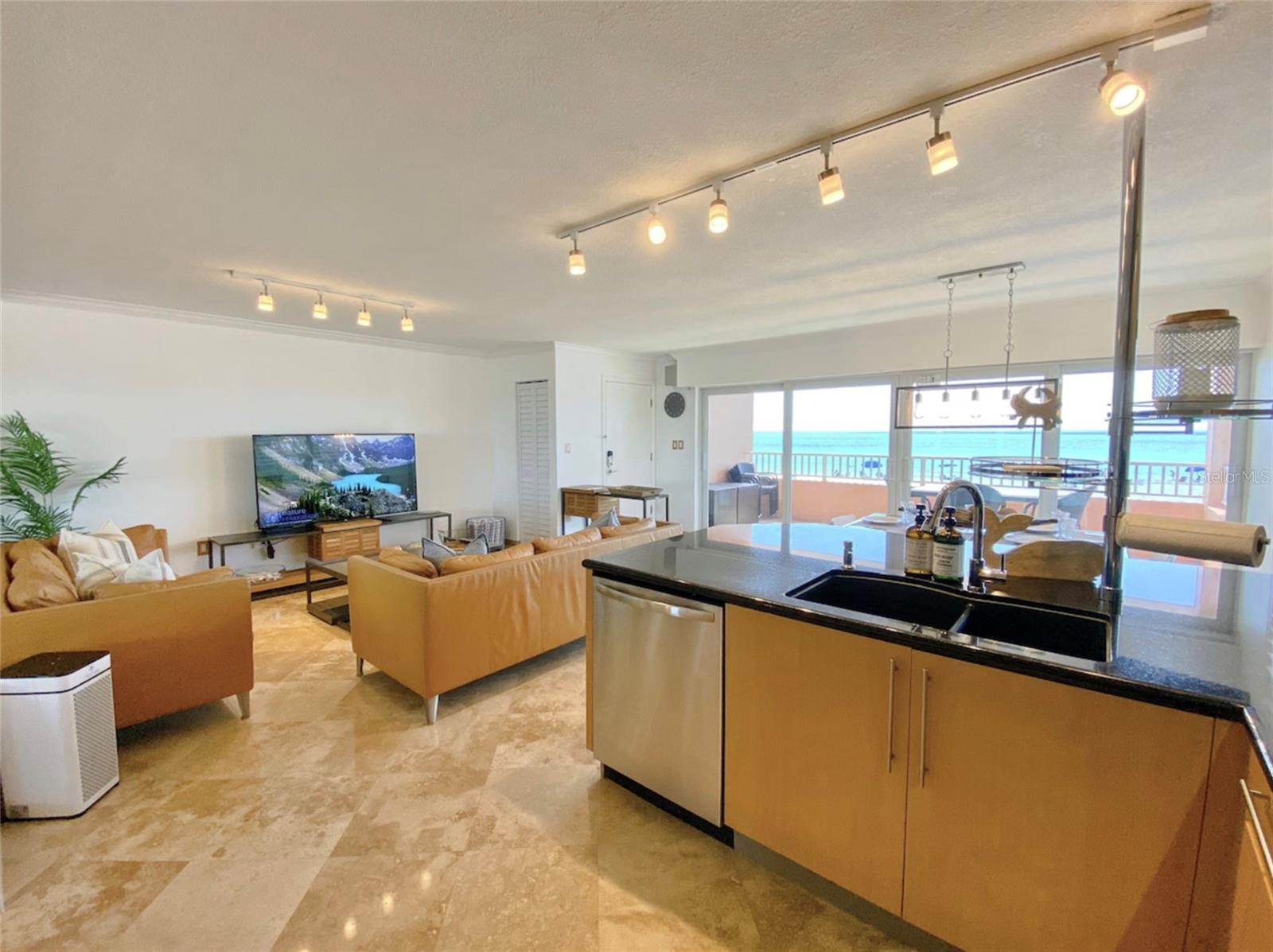 1906 GULF DR N #106, BRADENTON BEACH, FL, 34217