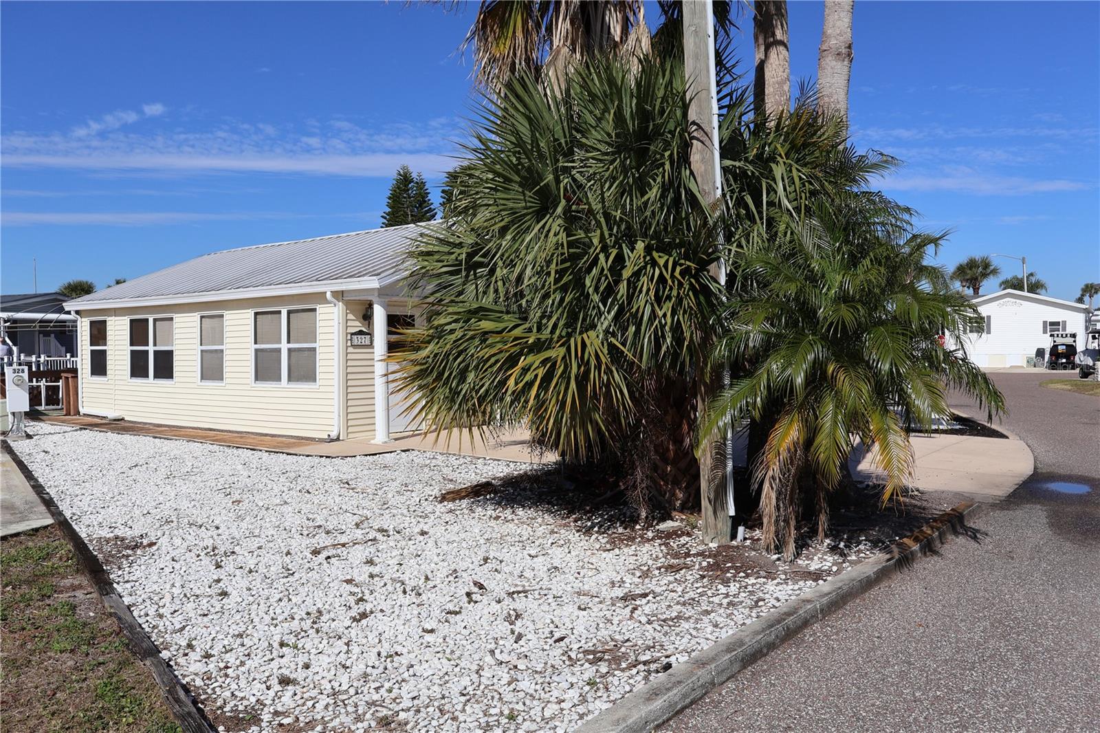 9000 US HWY 192 #327, CLERMONT, FL, 34714