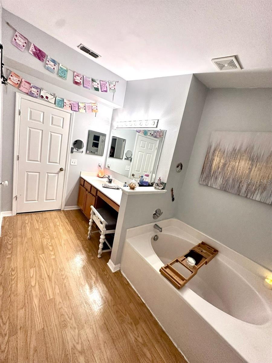 5448 TREIG LN, WESLEY CHAPEL, FL, 33545