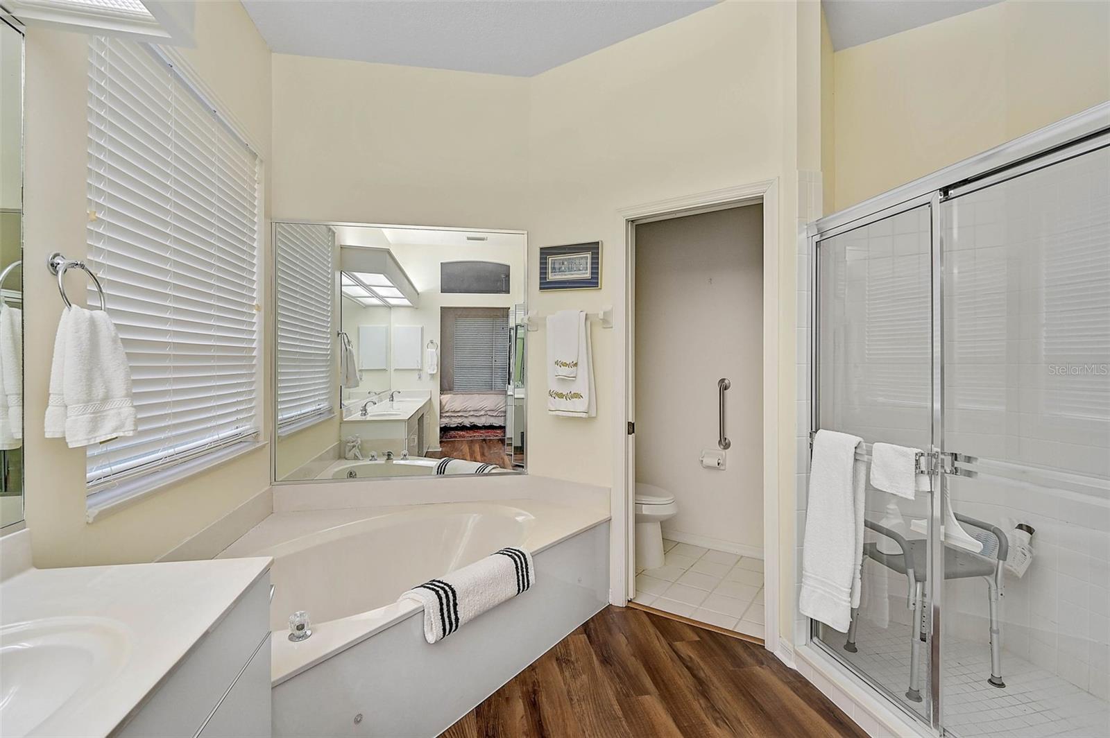 554 FALLBROOK DR, VENICE, FL, 34292