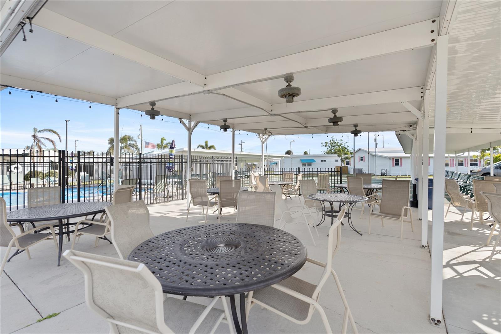 2119 TROTWOOD DR, SARASOTA, FL, 34231
