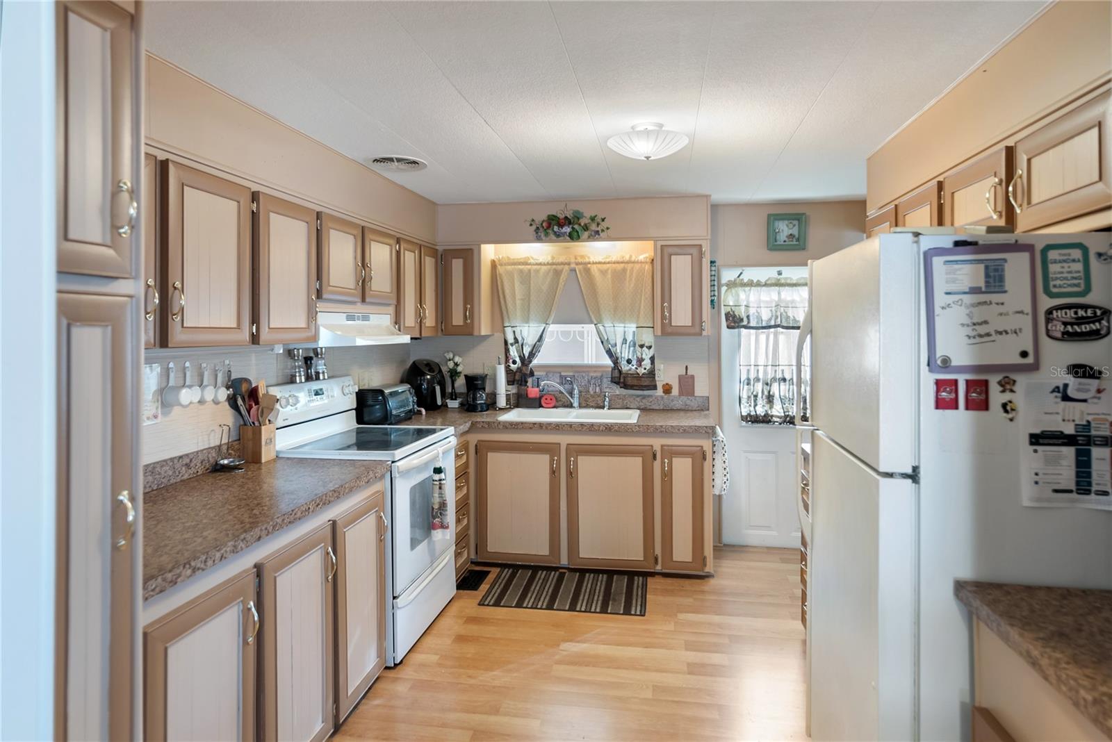 2119 TROTWOOD DR, SARASOTA, FL, 34231