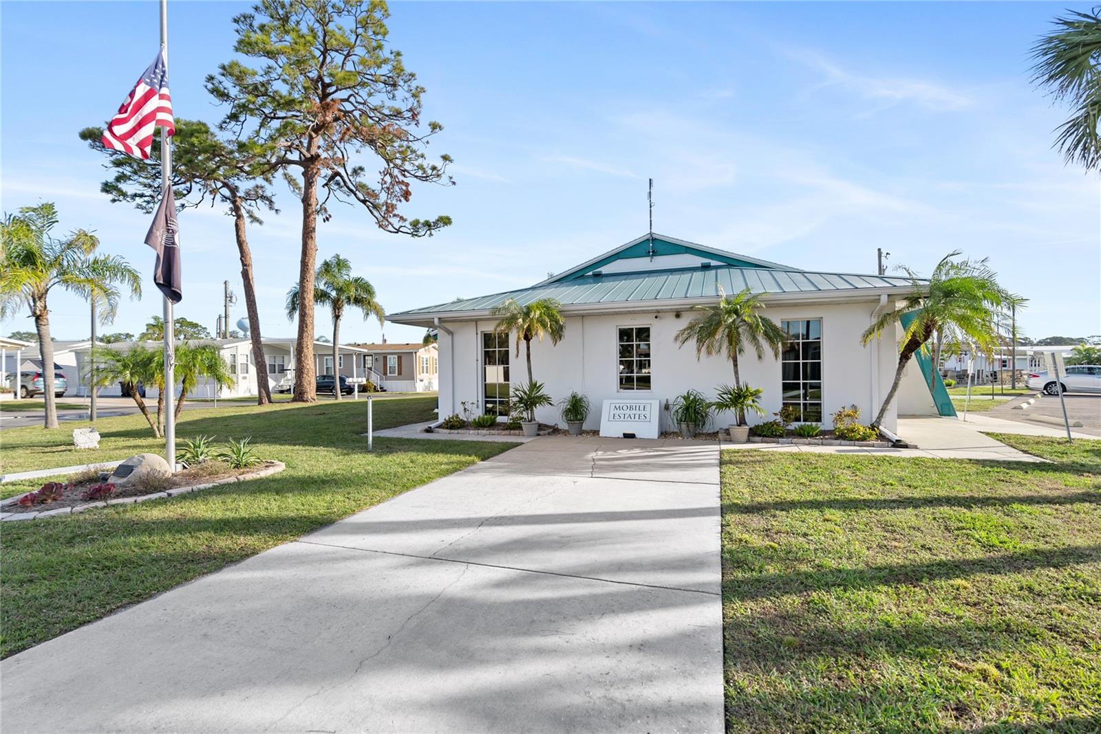 2119 TROTWOOD DR, SARASOTA, FL, 34231