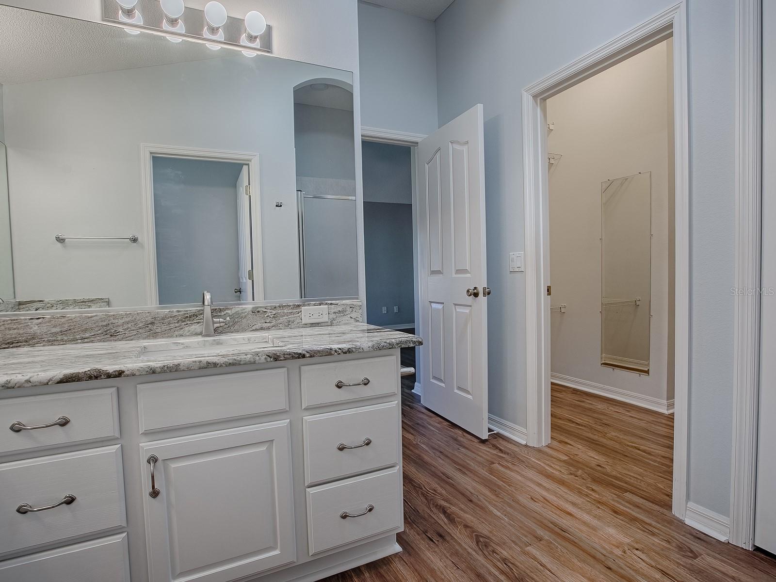 17015 SE 94TH BERRIEN CT, THE VILLAGES, FL, 32162