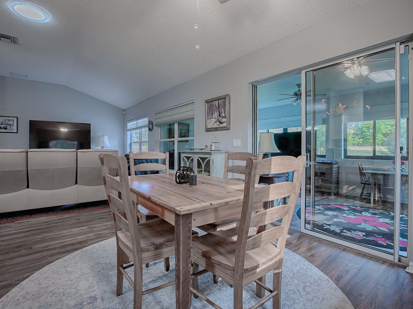 17015 SE 94TH BERRIEN CT, THE VILLAGES, FL, 32162