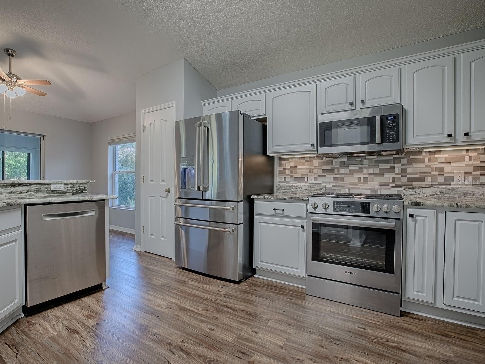 17015 SE 94TH BERRIEN CT, THE VILLAGES, FL, 32162