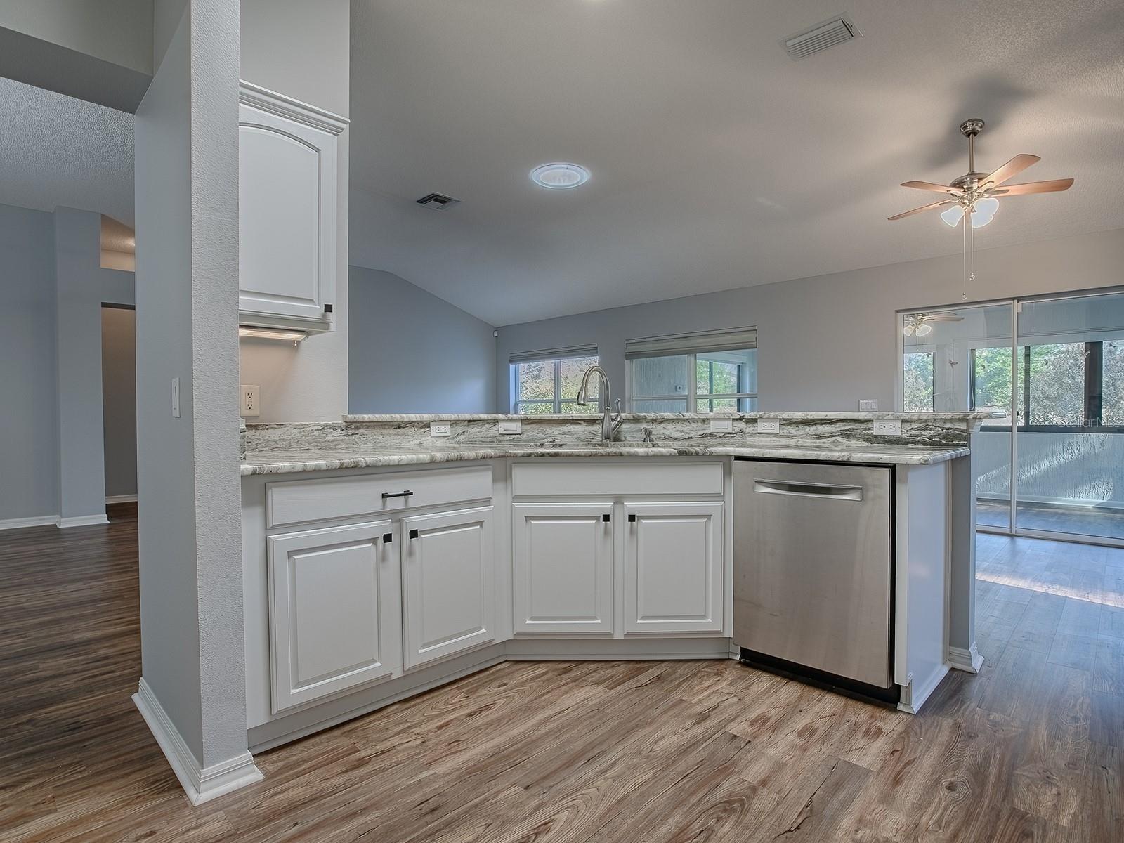 17015 SE 94TH BERRIEN CT, THE VILLAGES, FL, 32162