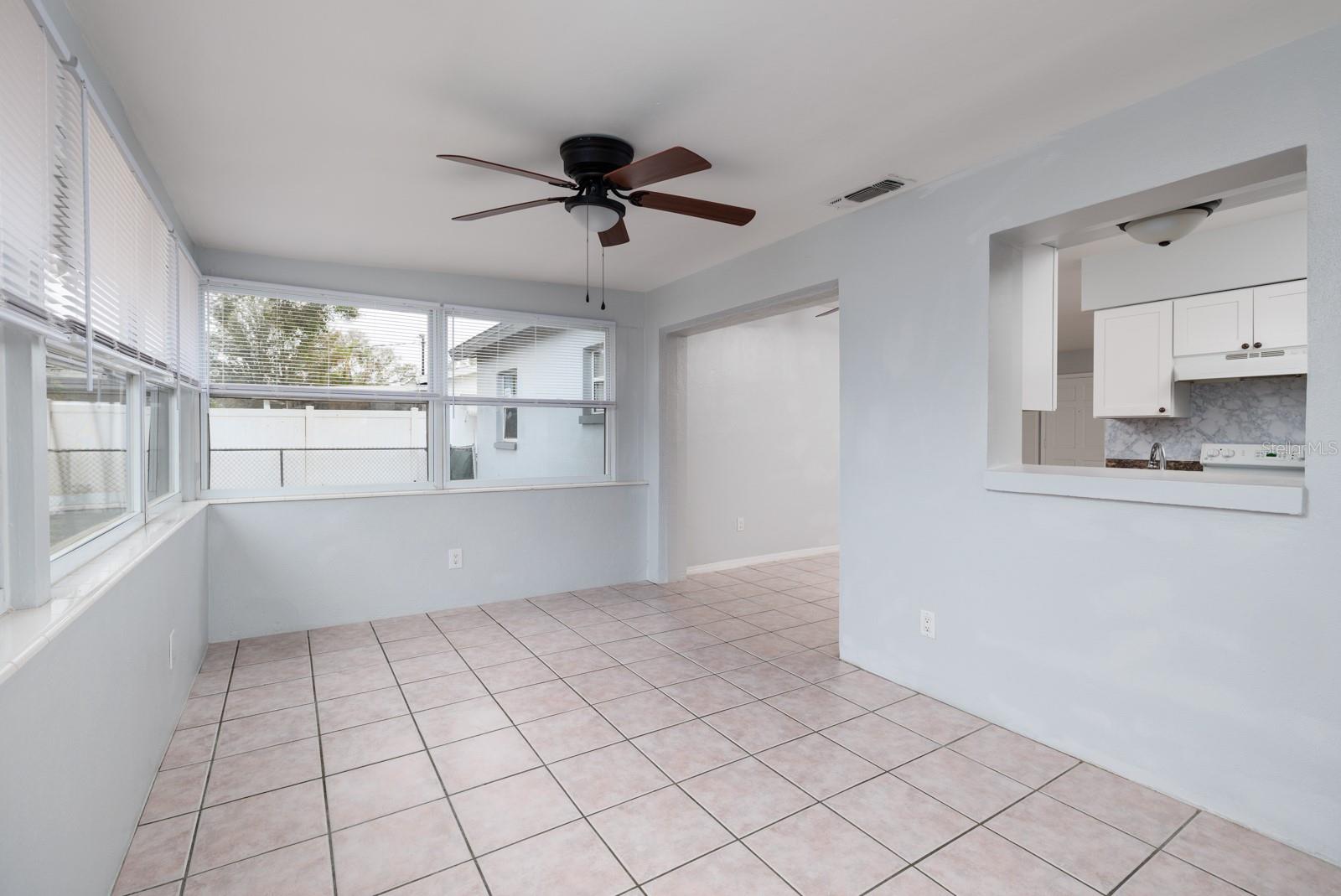 235 SE MADISON CIR N, ST PETERSBURG, FL, 33703