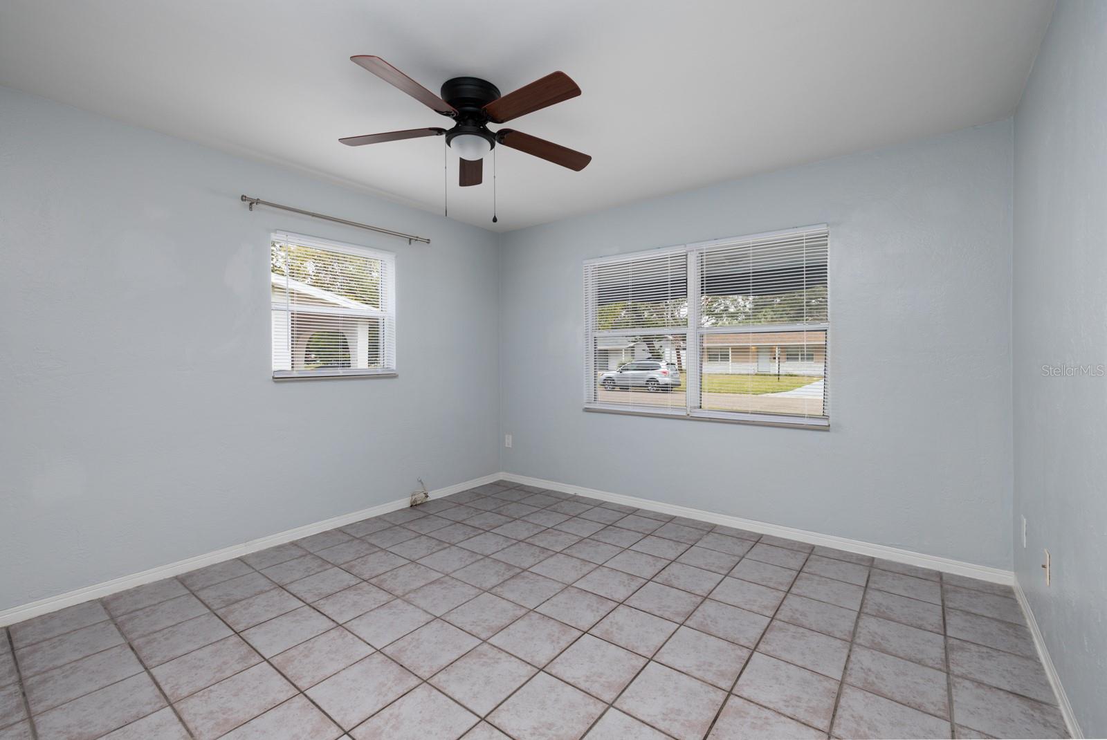 235 SE MADISON CIR N, ST PETERSBURG, FL, 33703