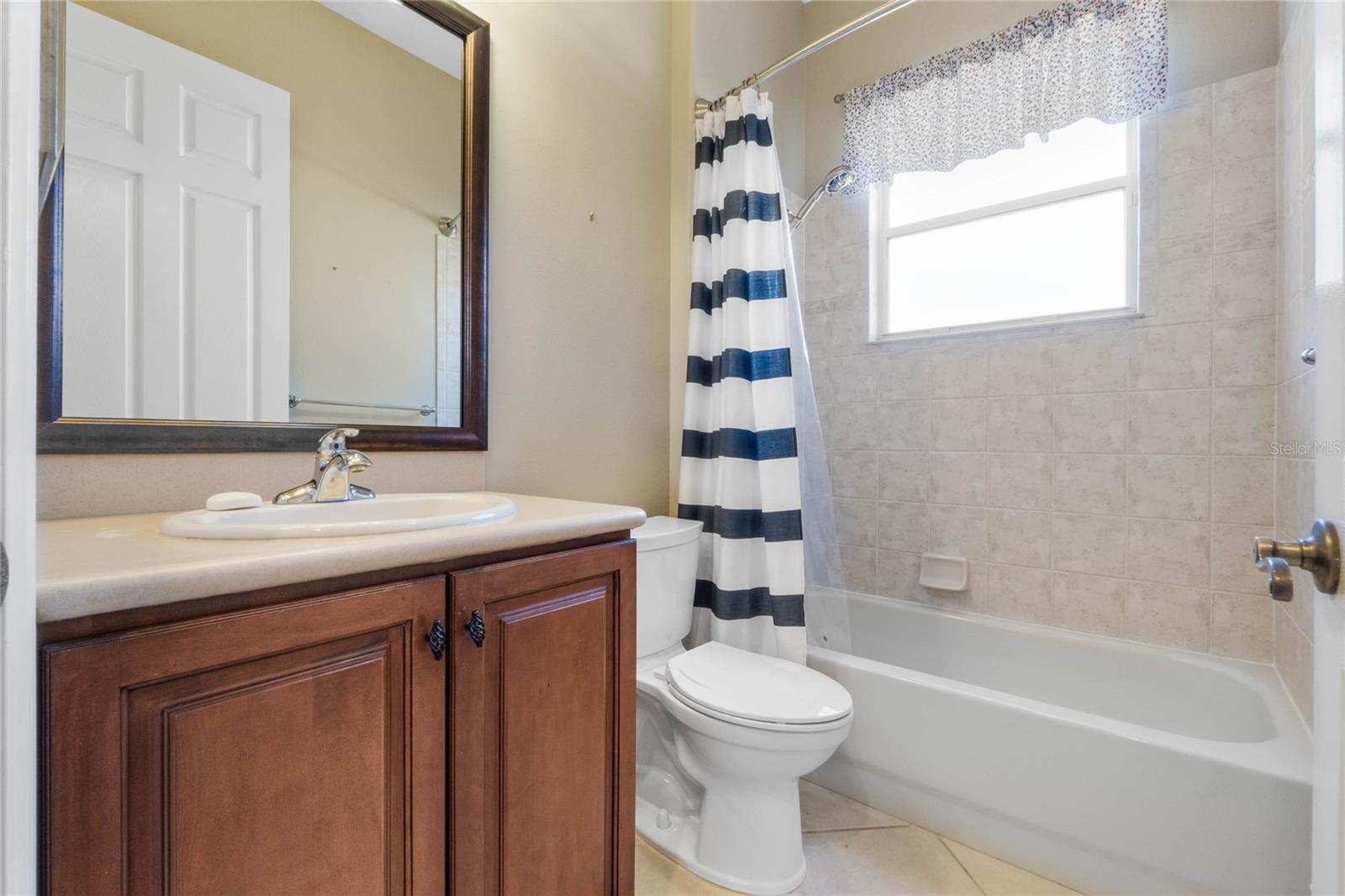 6027 SPINNAKER LOOP, LADY LAKE, FL, 32159