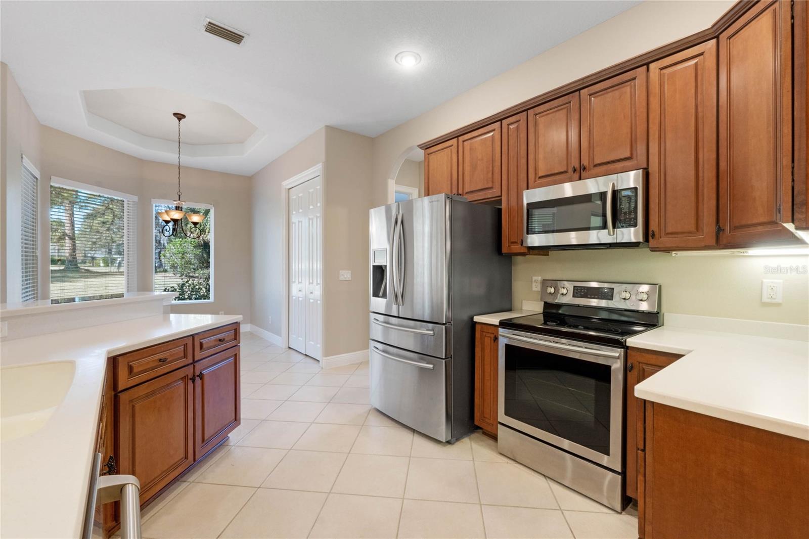 6027 SPINNAKER LOOP, LADY LAKE, FL, 32159