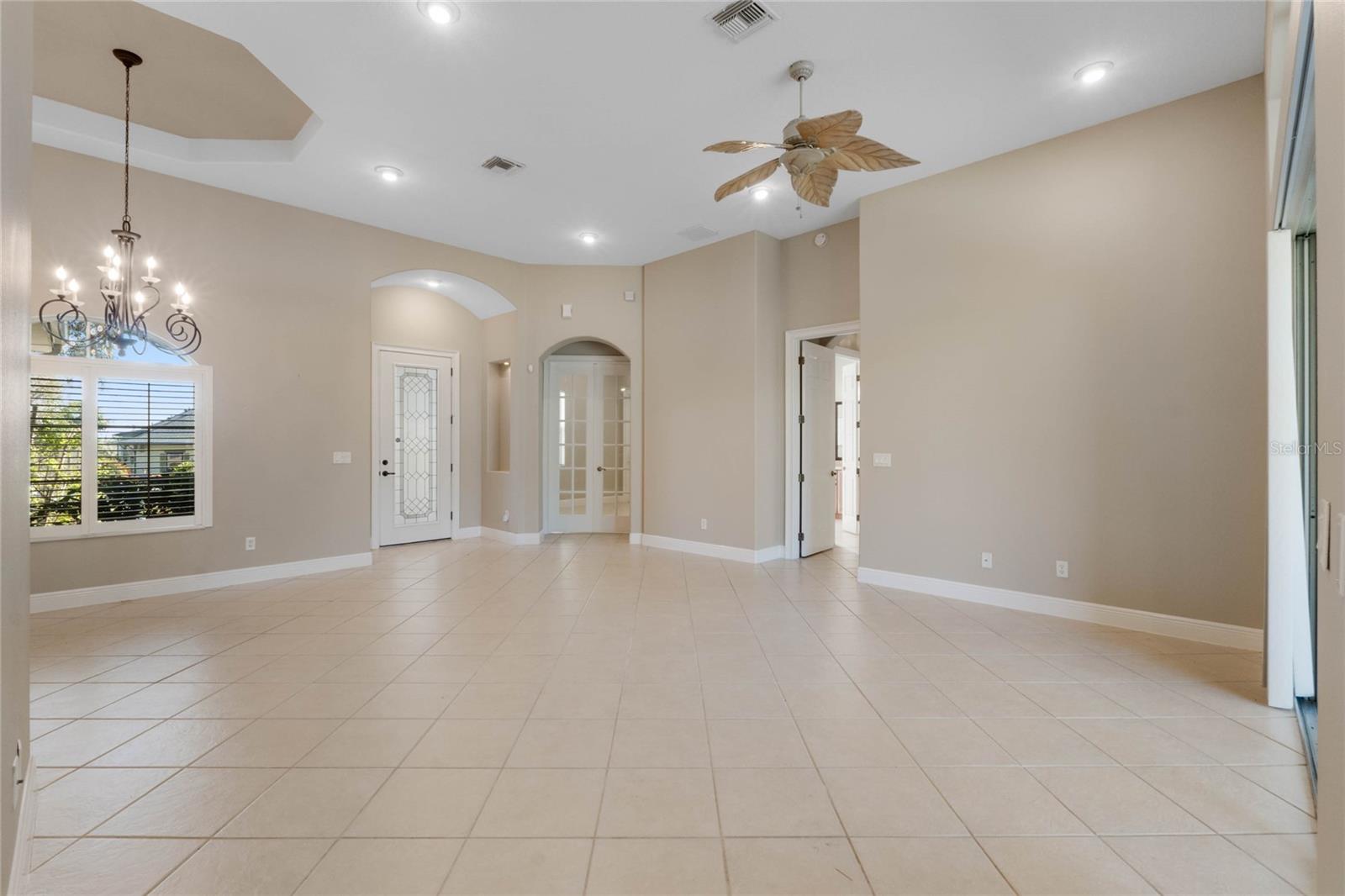 6027 SPINNAKER LOOP, LADY LAKE, FL, 32159