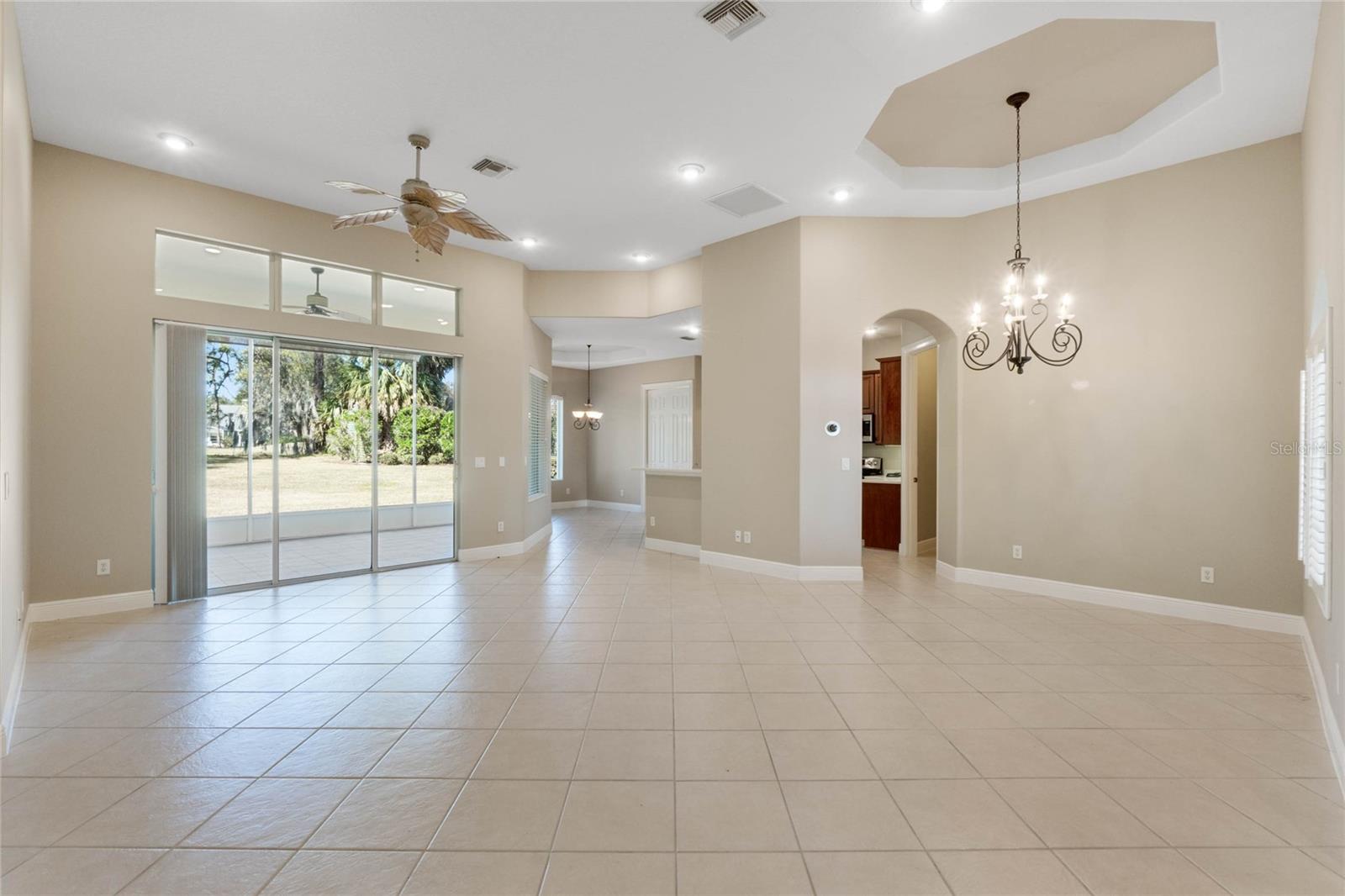 6027 SPINNAKER LOOP, LADY LAKE, FL, 32159