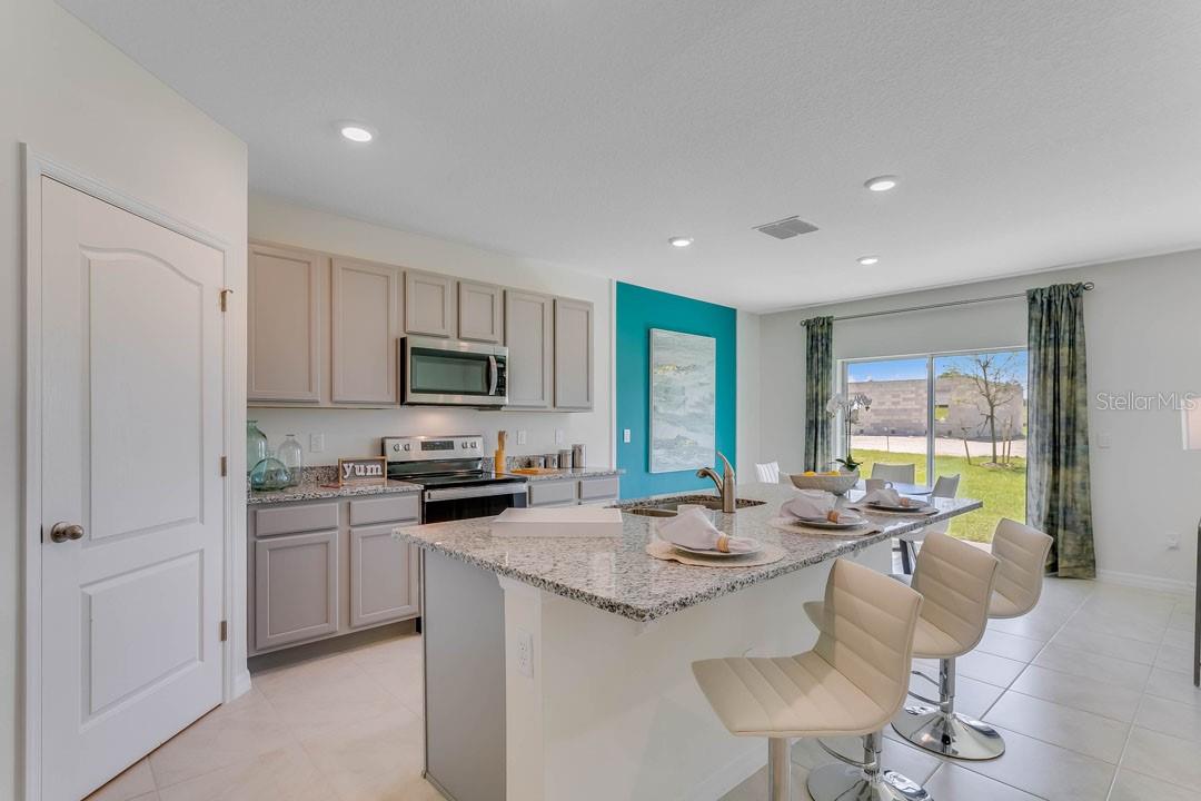 2218 LAKE PRESERVE CIR, NEW SMYRNA BEACH, FL, 32168