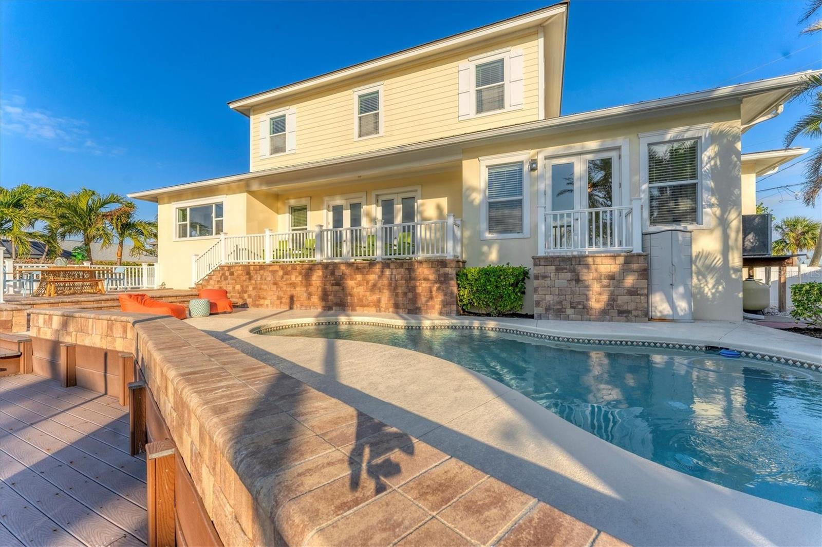 634 KEY ROYALE DR, HOLMES BEACH, FL, 34217