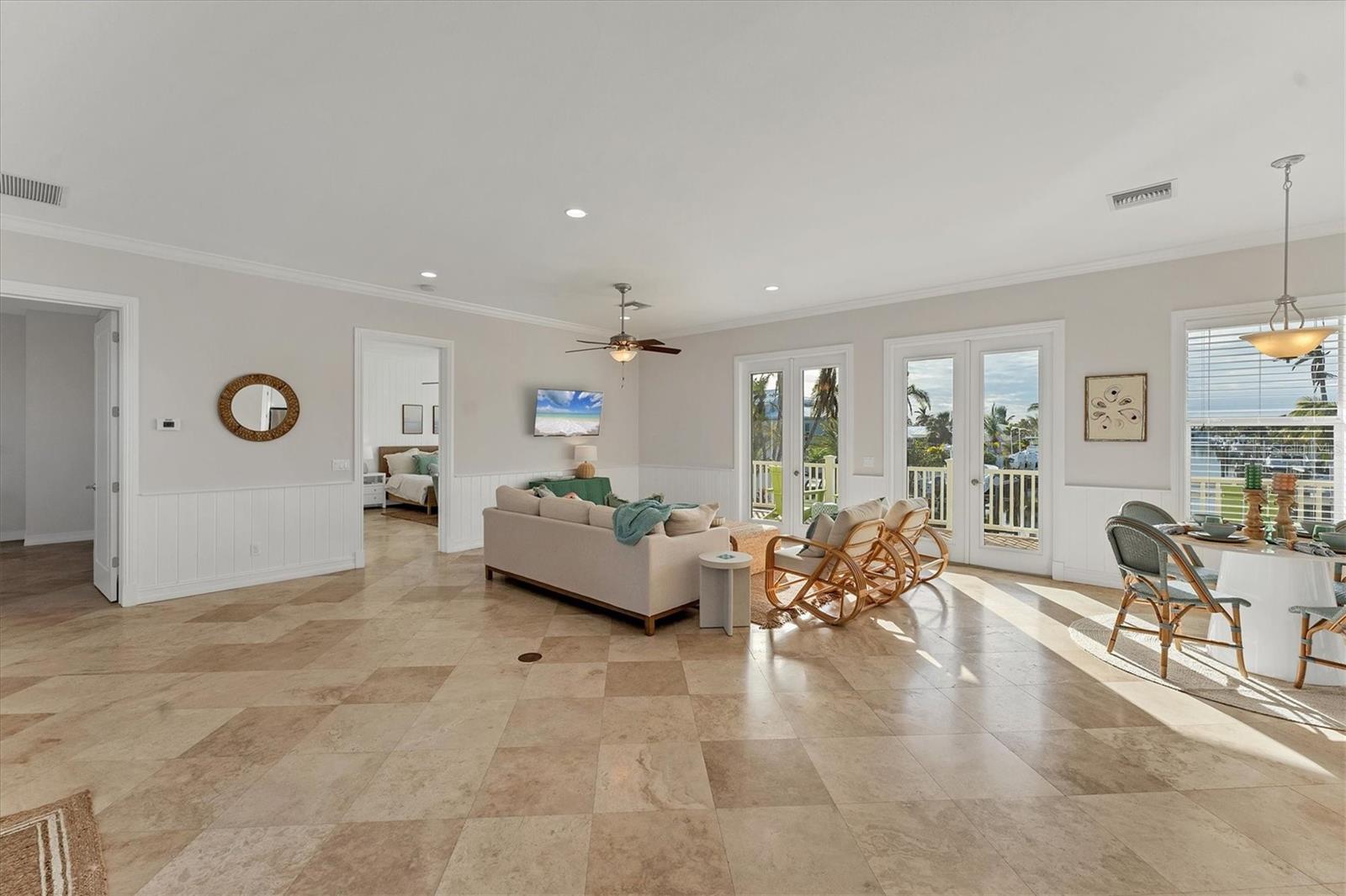 634 KEY ROYALE DR, HOLMES BEACH, FL, 34217