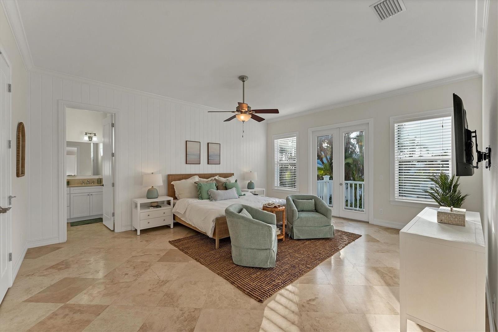 634 KEY ROYALE DR, HOLMES BEACH, FL, 34217