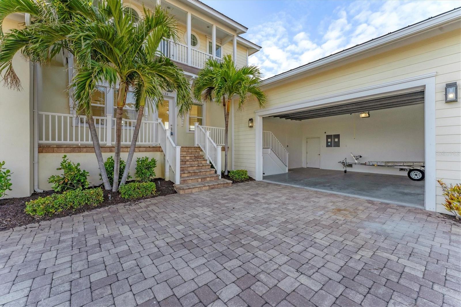 634 KEY ROYALE DR, HOLMES BEACH, FL, 34217
