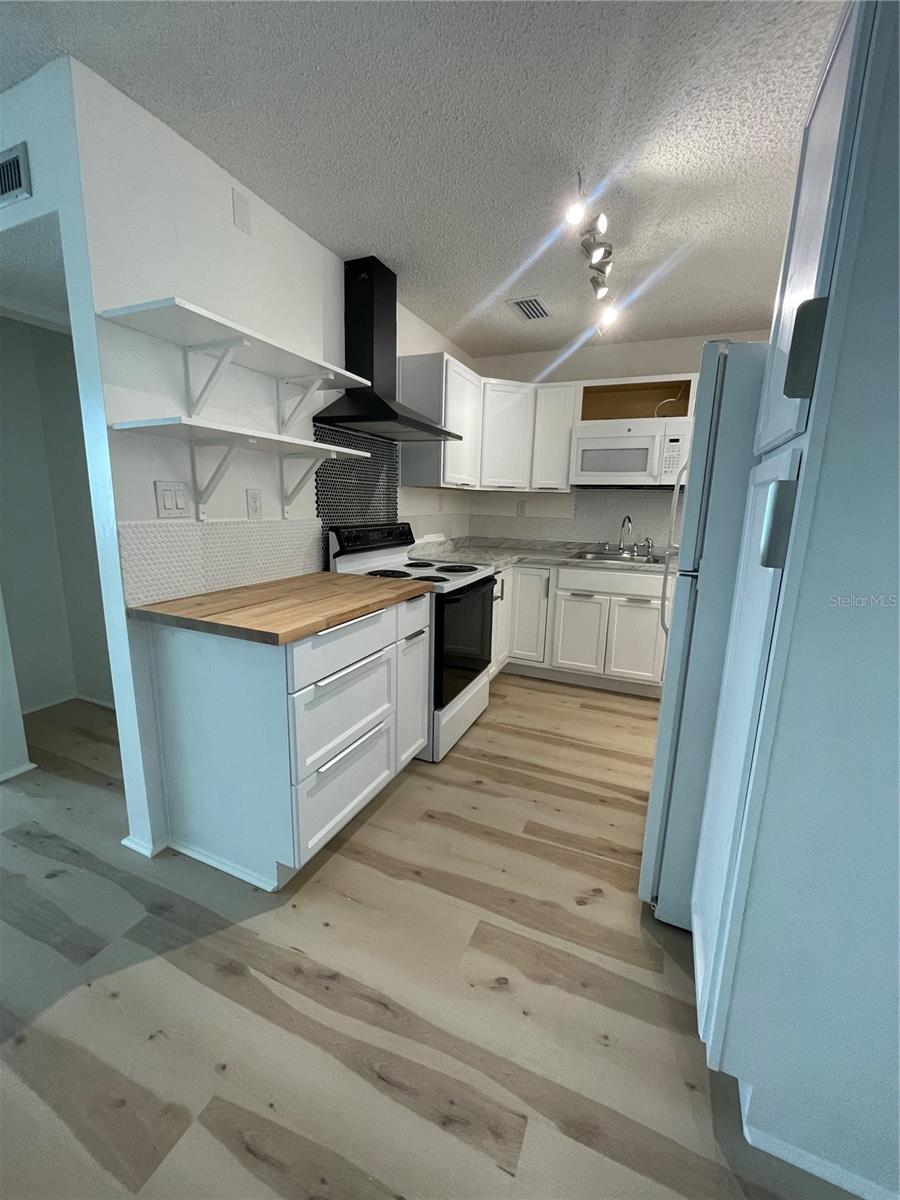 ABBEY HOUSE, PORT CHARLOTTE, FL, 33952