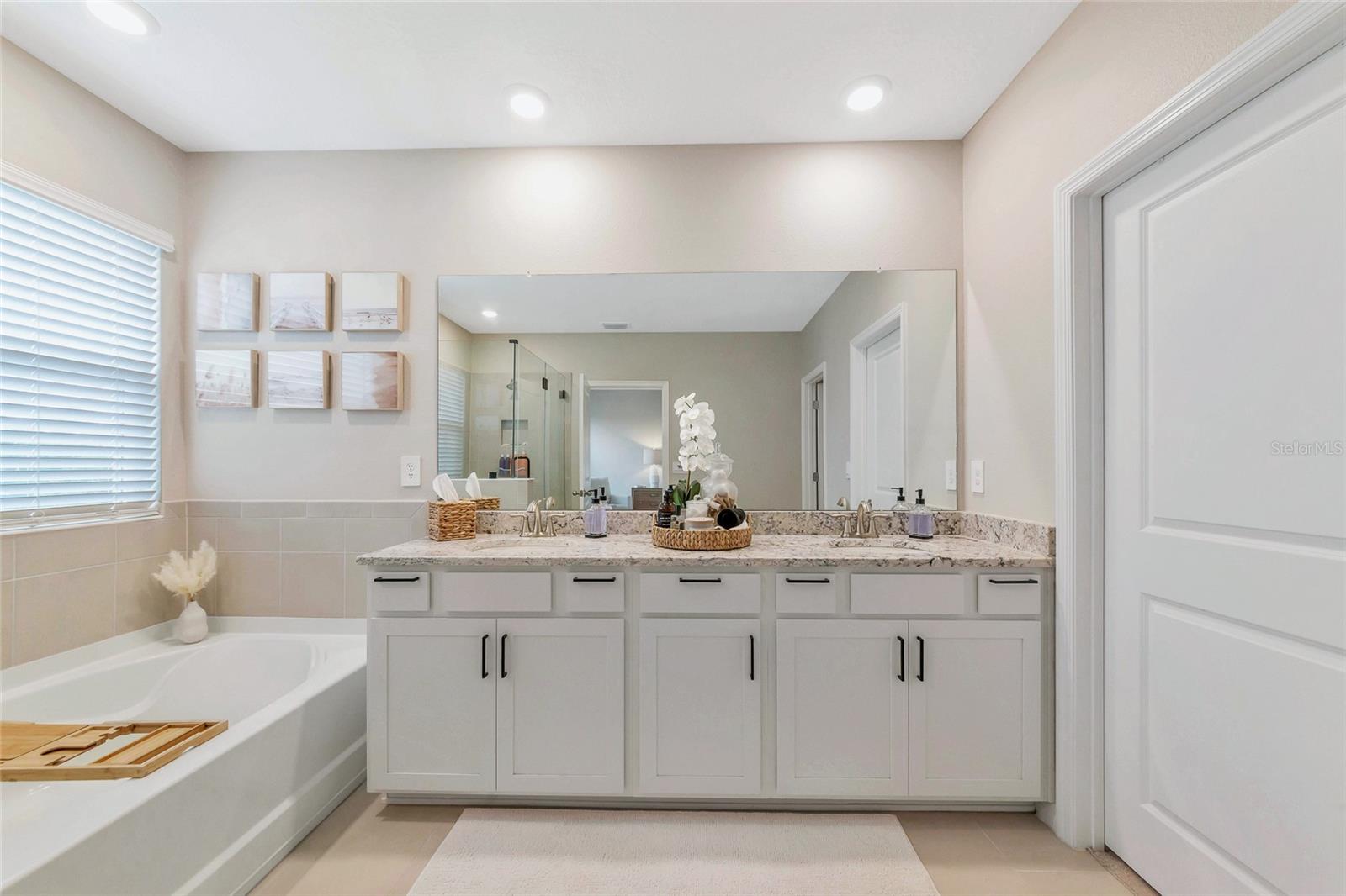 17633 CANTARINA CV, BRADENTON, FL, 34211