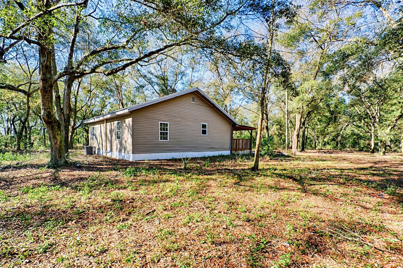 300 S US HIGHWAY 129, BELL, FL, 32619