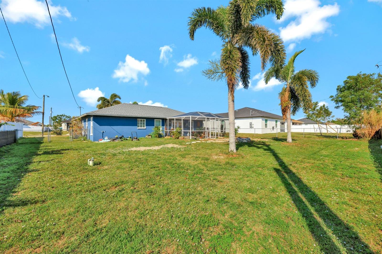 5 NW 13TH AVE, CAPE CORAL, FL, 33993