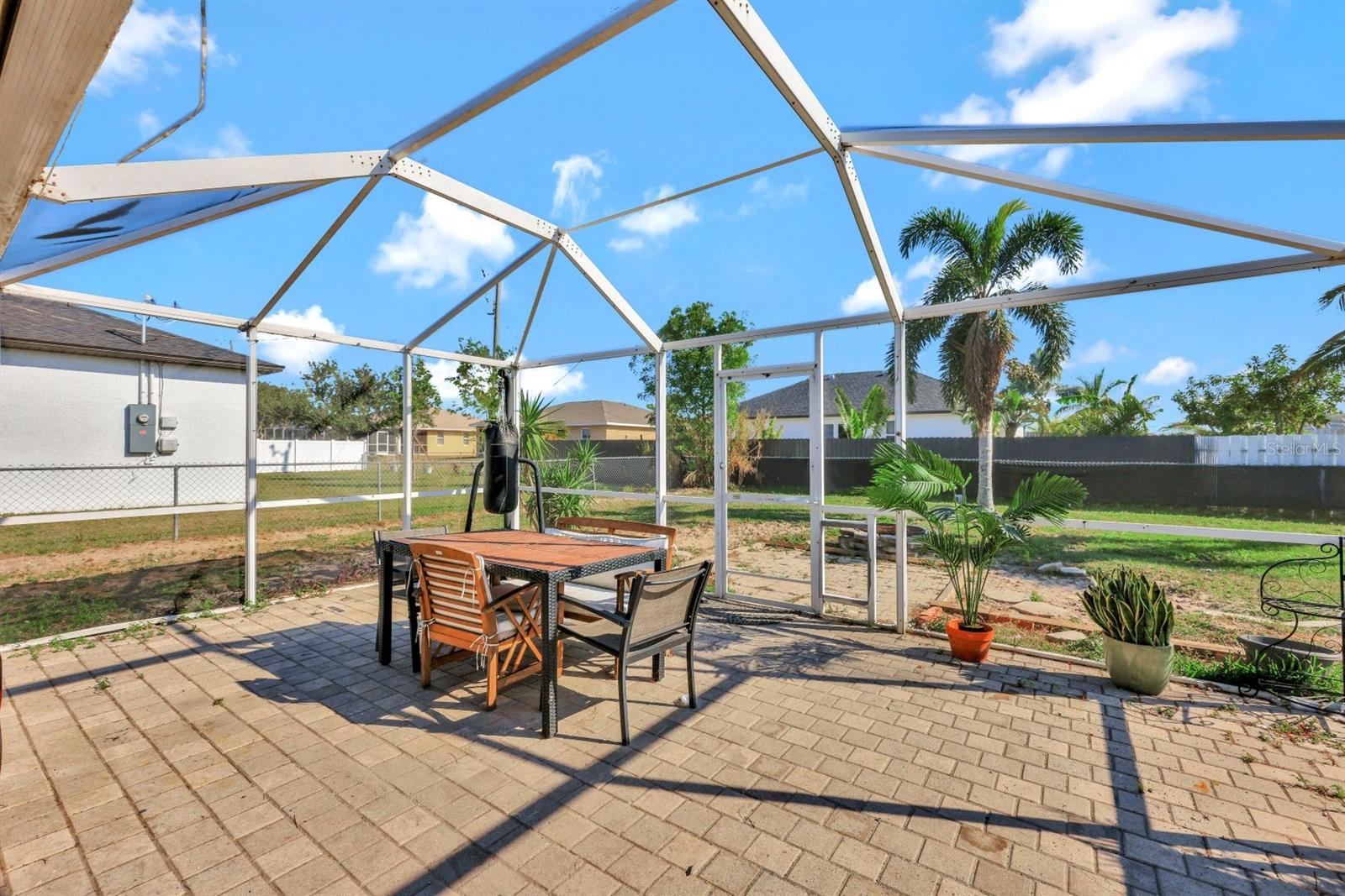 5 NW 13TH AVE, CAPE CORAL, FL, 33993