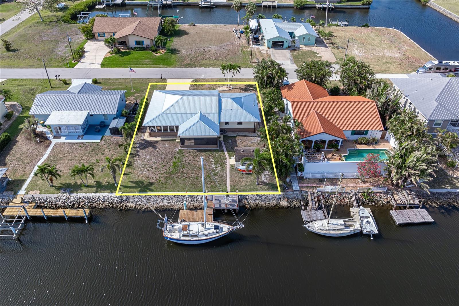 520 BOARDMAN DR, PUNTA GORDA, FL, 33950