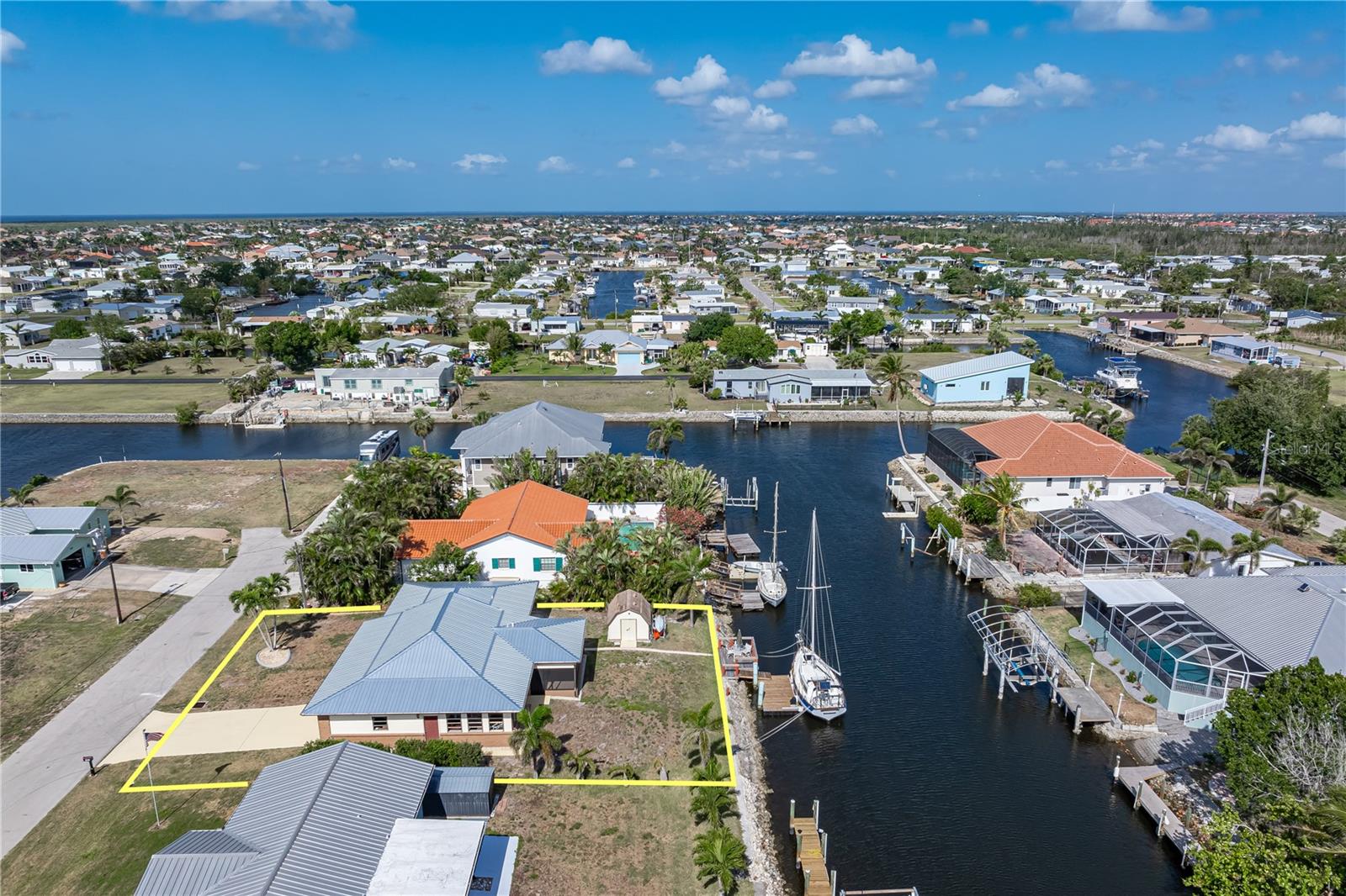 520 BOARDMAN DR, PUNTA GORDA, FL, 33950