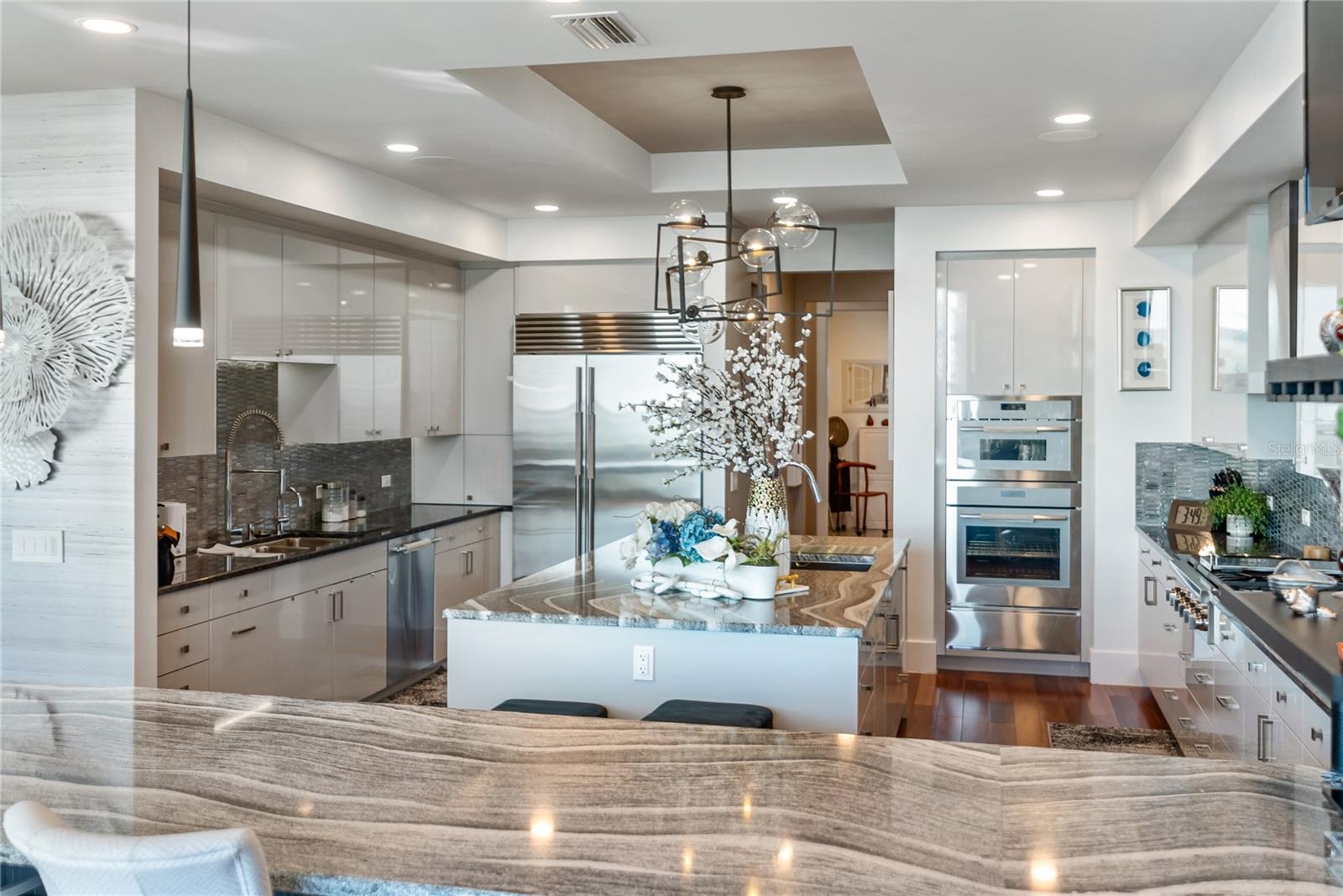540 N TAMIAMI TRL #702, SARASOTA, FL, 34236