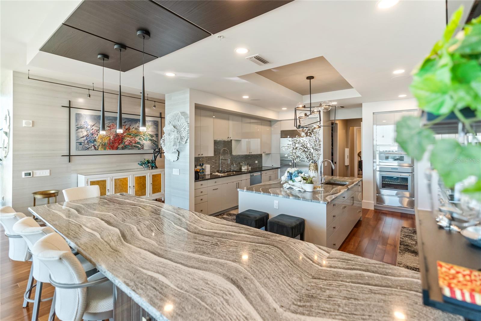 540 N TAMIAMI TRL #702, SARASOTA, FL, 34236