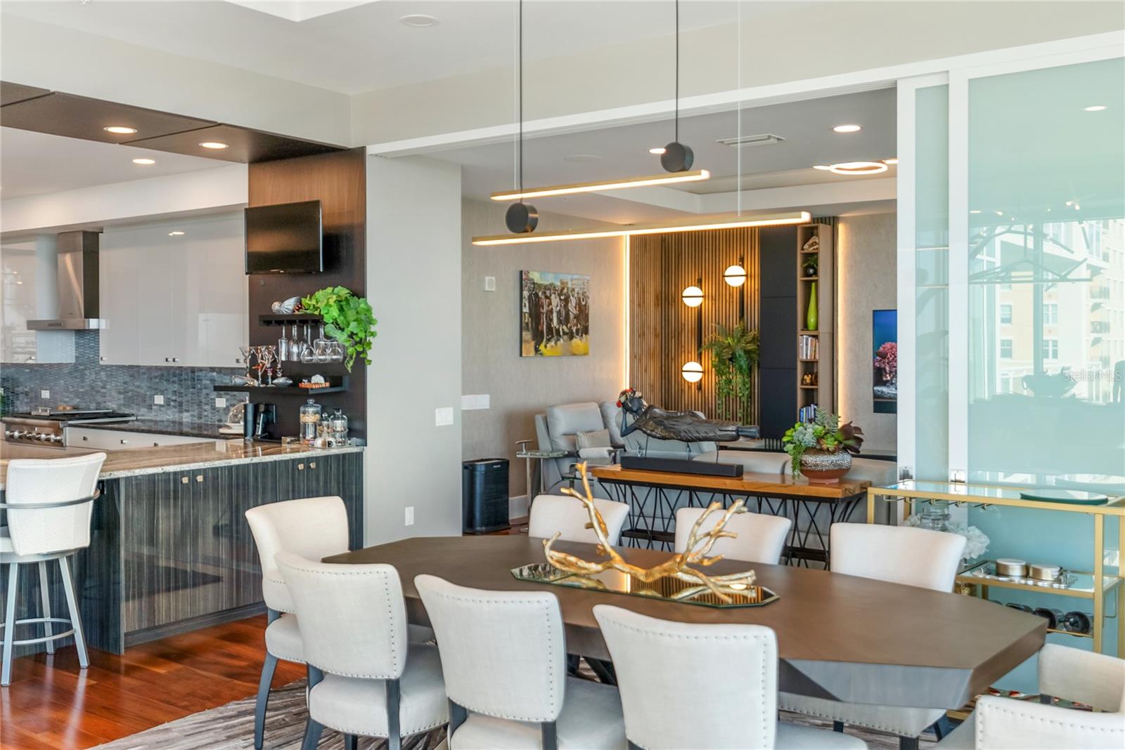 540 N TAMIAMI TRL #702, SARASOTA, FL, 34236